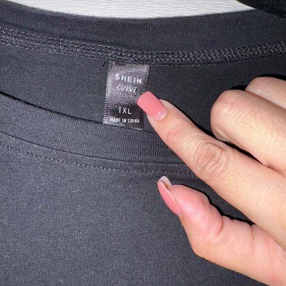 SHEIN Music Graphic Black Tee - Picture 2 of 5